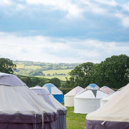 Festival Yurts Hay-On-Wye Hotel Buitenkant foto