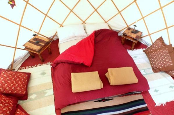 Festival Yurts Hay-On-Wye Hotel Buitenkant foto