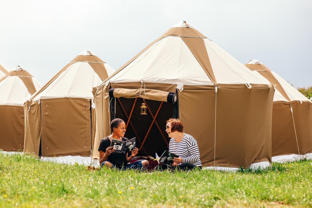 Festival Yurts Hay-On-Wye Hotel Buitenkant foto